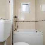 Isabora - *